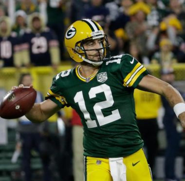 aaron-rodgers-week-8-quarterback-rankings-fantasy-team-building-strategy